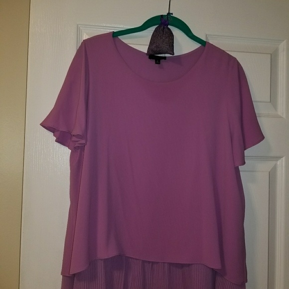 Top - Picture 1 of 1